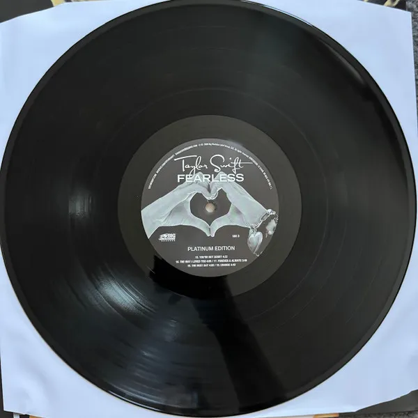Fearless (Platinum Edition) — Taylor Swift